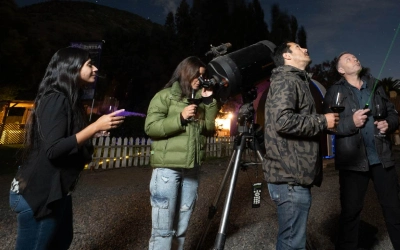 Una Copa de Vino con Meteoritos,  Tour Nocturno