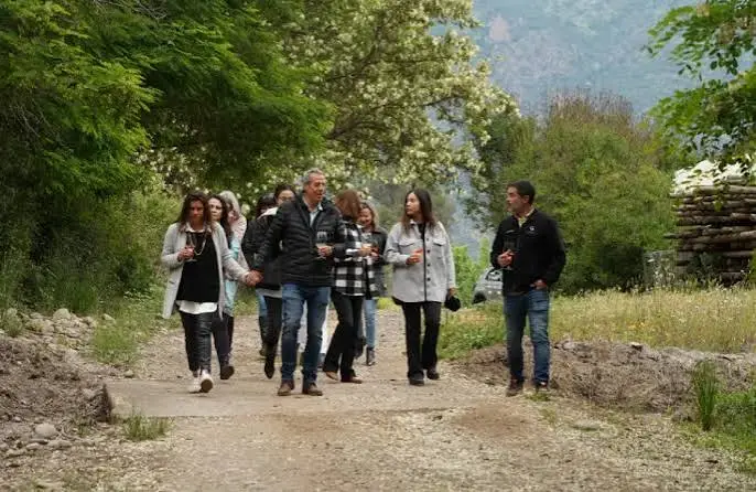 TOUR OMBU